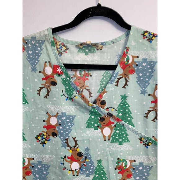 Women's Gabby Brooke Christmas Tree Reindeer Medical Nurse Scrub Top Size XL - Picture 4 of 9